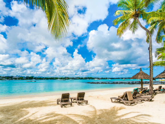 How to Compare African Island Beach Holidays
