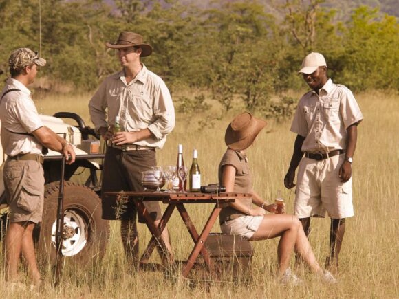What To Wear On A Tanzania Safari – The Ultimate Guide