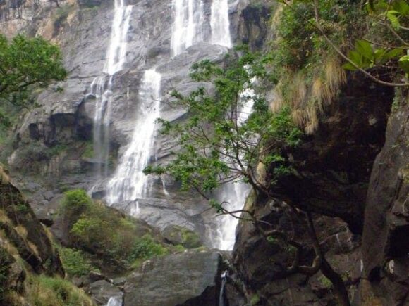 Hike in Udzungwa to the Sanje Waterfalls