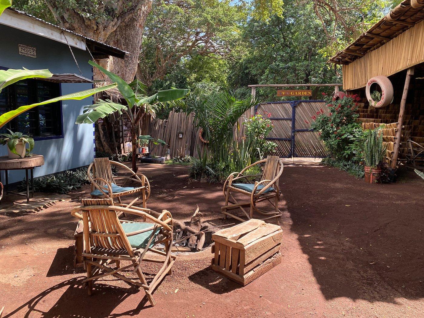 Ava Garden Backpackers