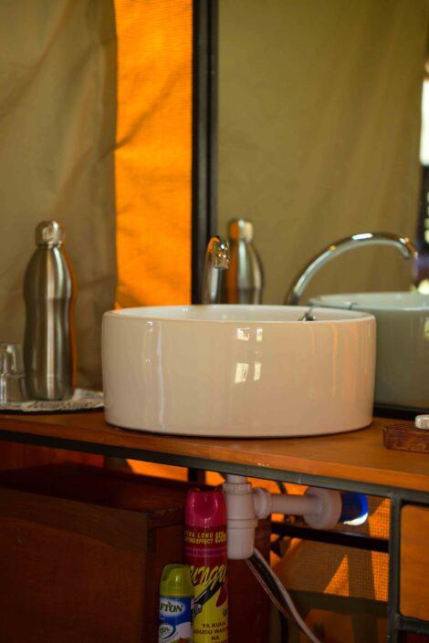 Thorn Tree Camp Serengeti