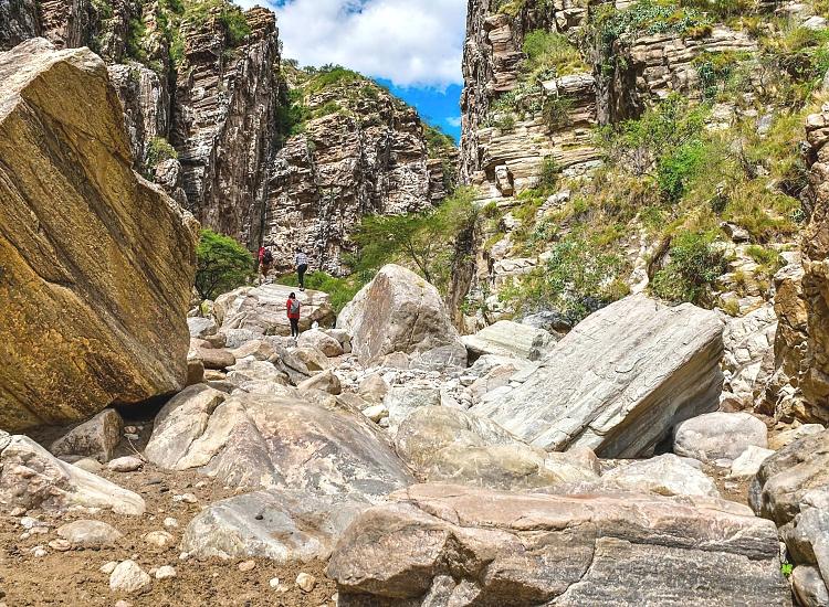 Olkarien Gorge Safari Guide