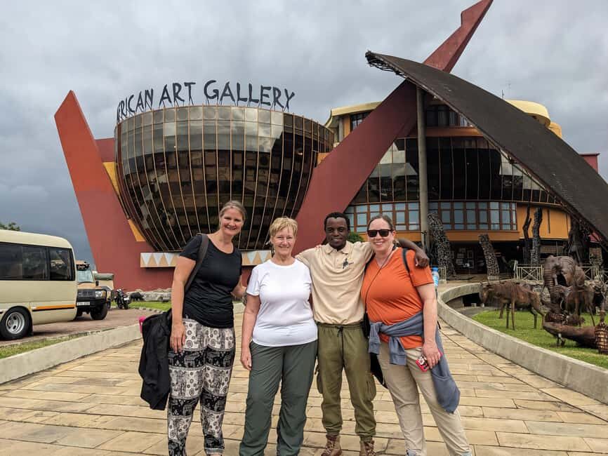 Arusha City Walking Tour & Local Lunch